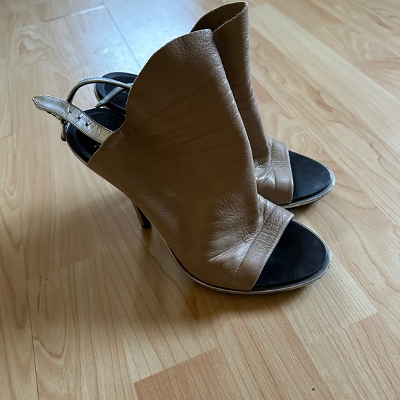 Balenciaga Heels Size 39 - Picture 3 of 6